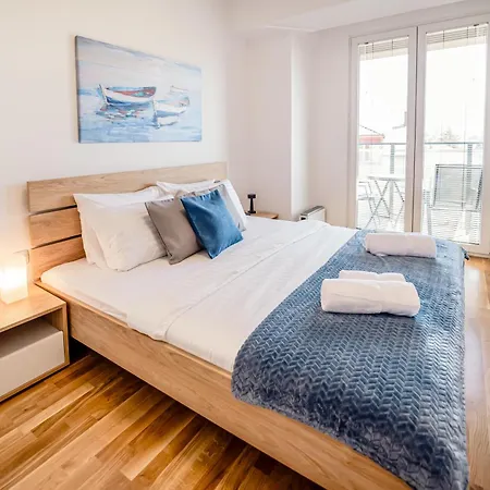 Private Near & Old Town Fast Wifi Apartment