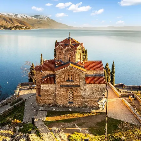 Private Near & Old Town Fast Wifi * Ohrid